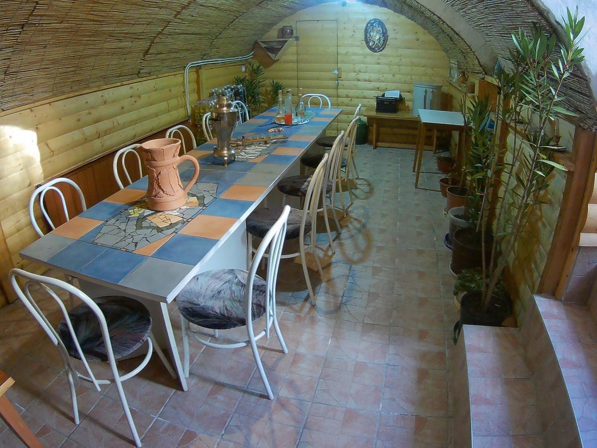 Szlavi Apartman Baja Exterior foto